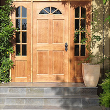 ¿Cómo elegir una puerta de exterior?