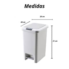 CRUSEC - Basurero Cocina Con Pedal Y Apertura A Presión De 8 Litros
