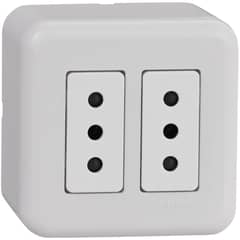 SCHNEIDER ELECTRIC - Tomacorriente doble de sobreponer 10 A Genesis