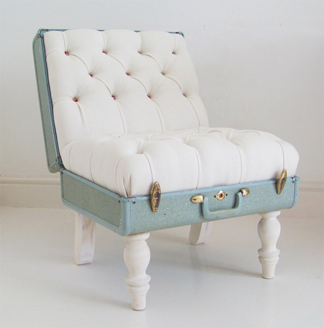 Ideas para decorar con maletas, butaca.
