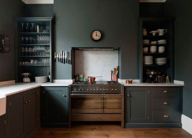 pintar la pared de la cocina del mismo color que muebles