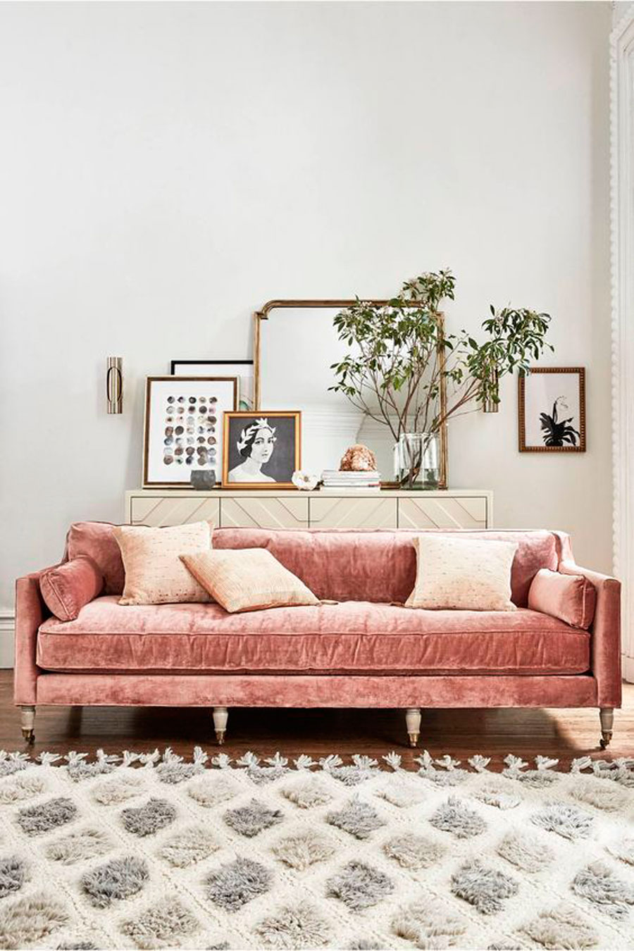 decora en rosa acento