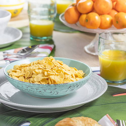Plato para cereal, vaso para jugo de naranjas