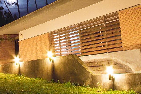 Cmo mejorar la entrada de tu casa con la iluminacin?